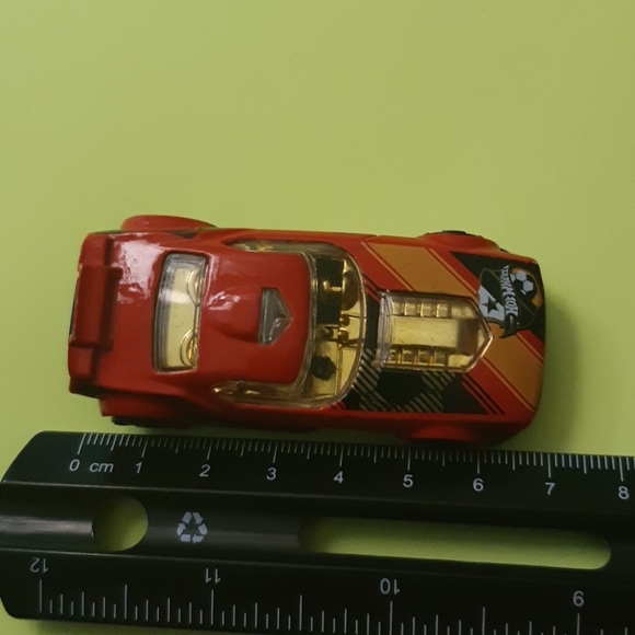 Hot wheels Fast Fish 1:64 diecast| 10/10 - Picture 8 of 8